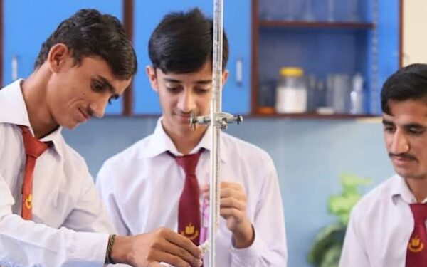 Over 160,000 Online Applications for Punjab Govt College Admissions Over 160,000 Online Applications for Punjab Govt College Admissions