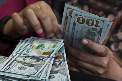 Dollar Strengthens Amid Oil Price Surge and Fed Hikes Expectations Dollar Strengthens Amid Oil Price Surge and Fed Hikes Expectations