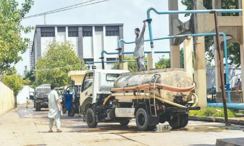 Agreement signed to lay Rs14bn water line in Karachi Agreement signed to lay Rs14bn water line in Karachi