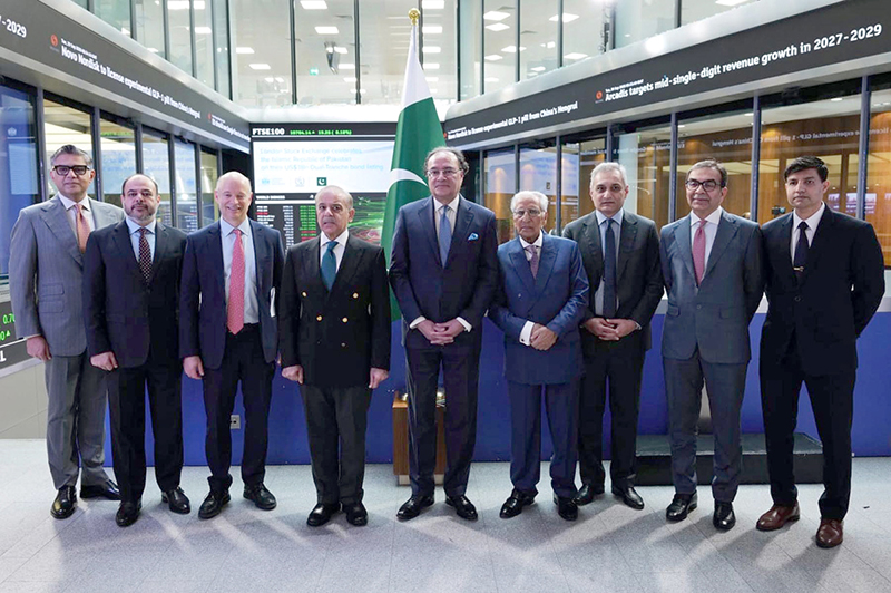 Pakistani delegation meets London Stock Exchange CEO Pakistani delegation meets London Stock Exchange CEO