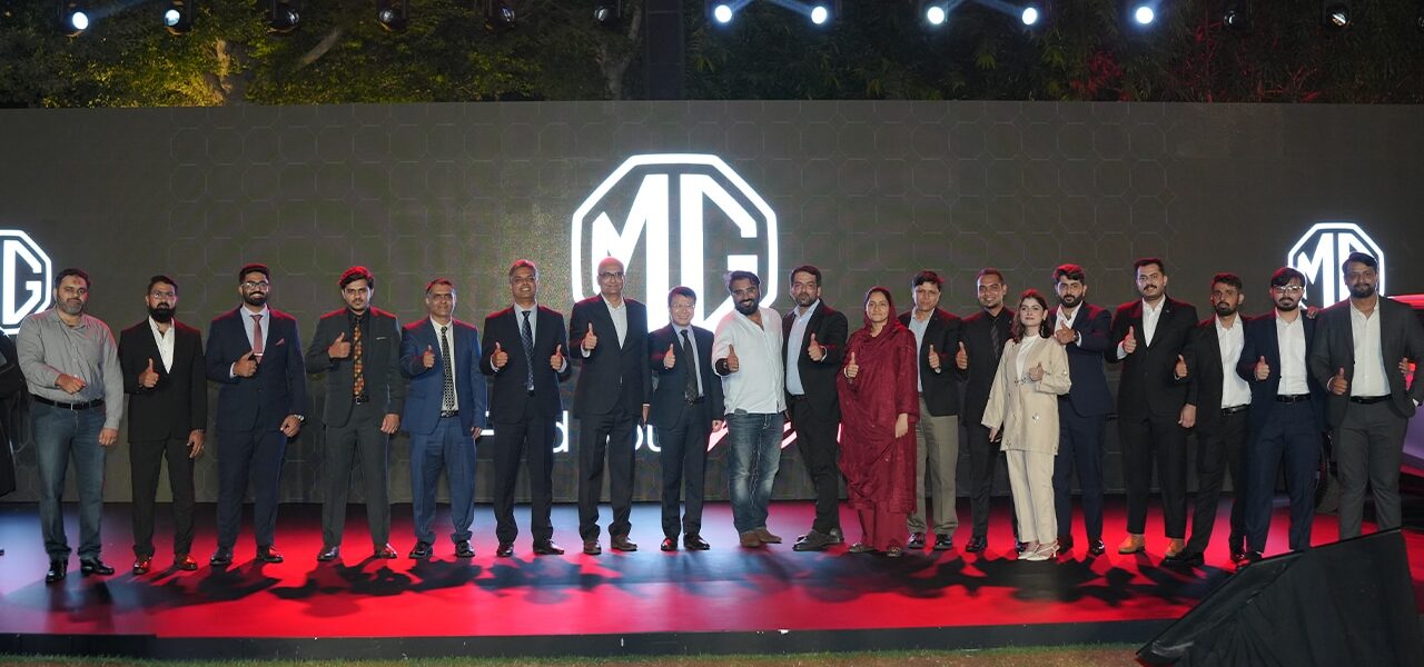 MG Introduces HS Petrol to Enhance SUV Range in Pakistan