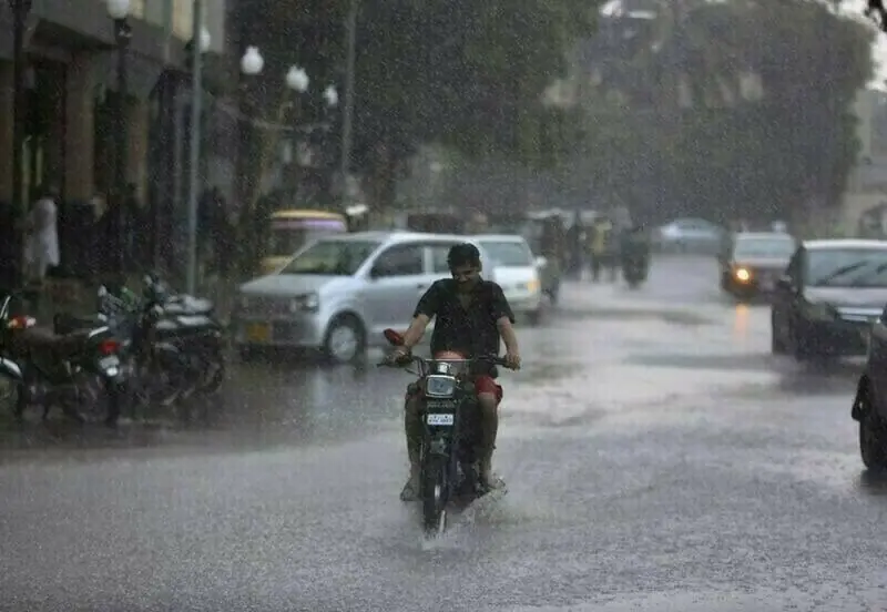 PMD warns of thunderstorms and rain in major cities