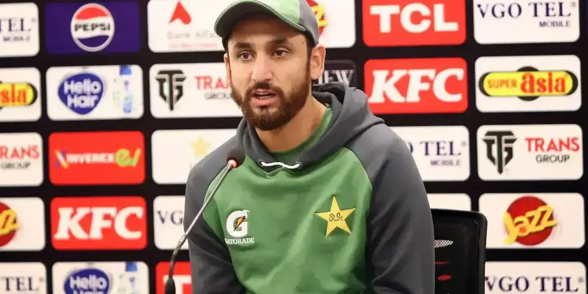 Salman scores century as Pakistan cricketers return to domestic cricket