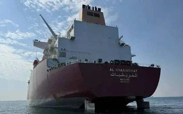 Qatari LNG vessel en route to Pakistan Qatari LNG vessel en route to Pakistan