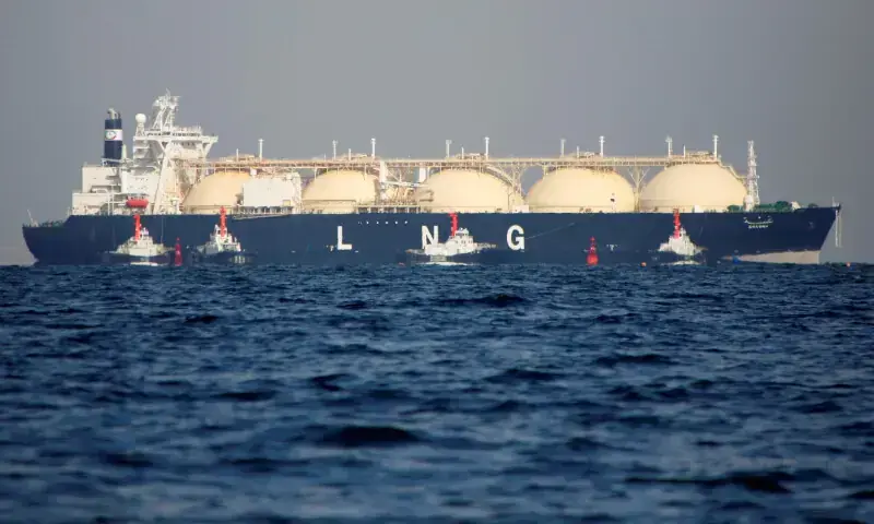 QatarEnergy Extends Force Majeure on LNG Deliveries QatarEnergy Extends Force Majeure on LNG Deliveries