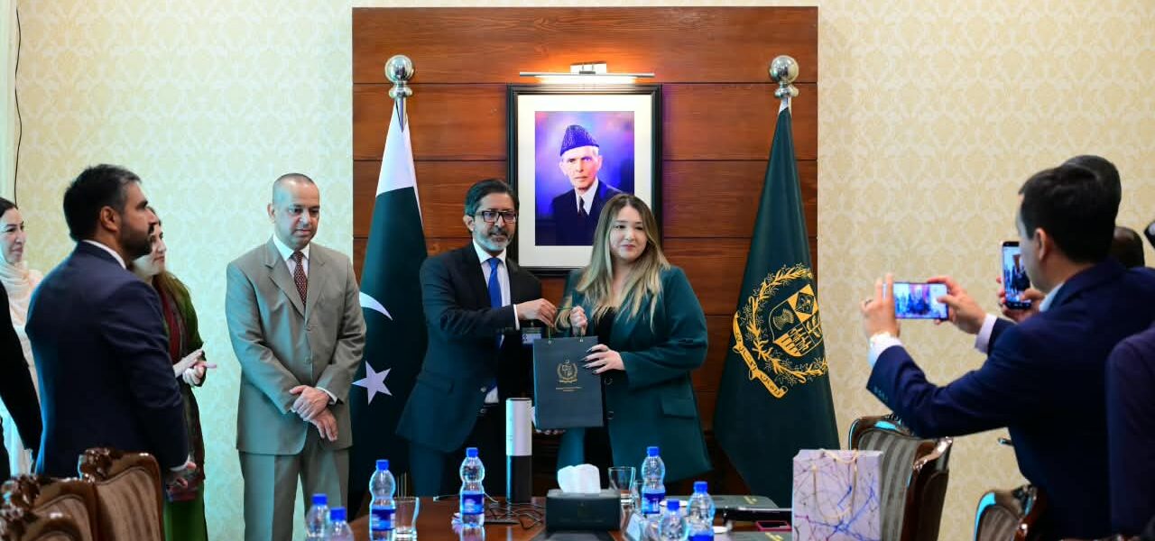 Uzbek Media Delegation Visits Pakistan’s Media and Diplomatic Institutions Uzbek Media Delegation Visits Pakistan’s Media and Diplomatic Institutions