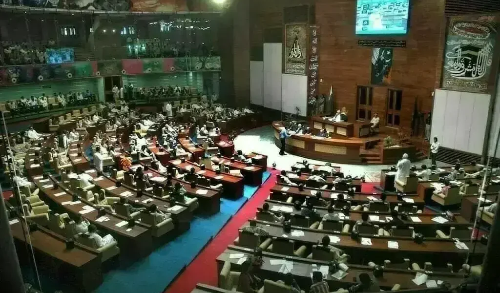 Sindh Assembly Passes Local Government Bill Amid Protests