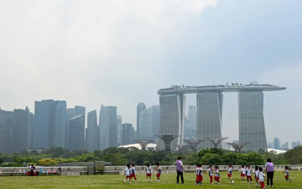 Singapore Raises Prime Minister’s Salary by m Singapore Raises Prime Minister’s Salary by m