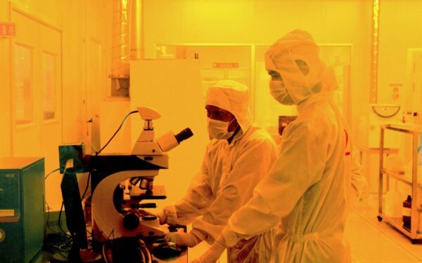 India’s Fifth Chip Plant Commences Operations in Surat India’s Fifth Chip Plant Commences Operations in Surat