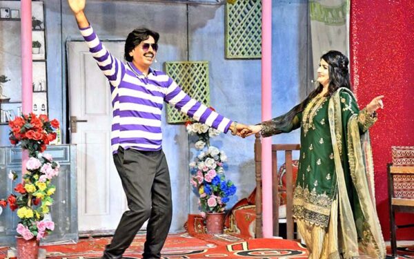 Artists Perform in Sindhi Drama at Sindh Theatre Festival Artists Perform in Sindhi Drama at Sindh Theatre Festival
