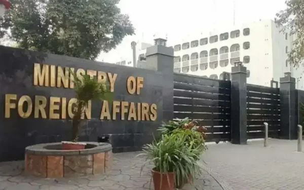 Pakistan rejects India’s claims on disputed Kashmir status Pakistan rejects India’s claims on disputed Kashmir status