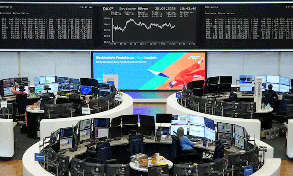 European shares face monthly decline amid inflation concerns European shares face monthly decline amid inflation concerns