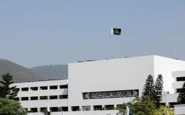 Official denies regional focus in administrative debate Official denies regional focus in administrative debate