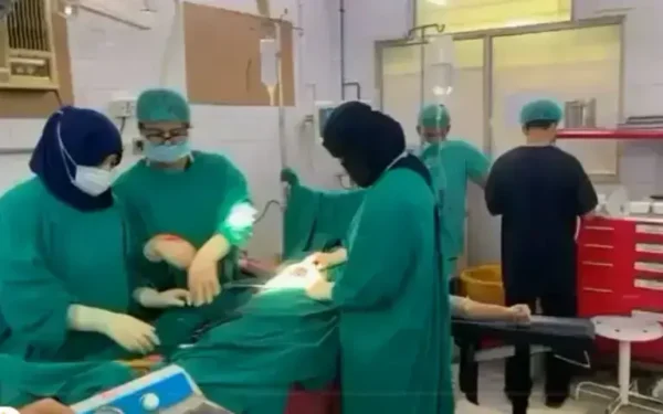 Medical tribunal allows suspended doctors to continue training Medical tribunal allows suspended doctors to continue training