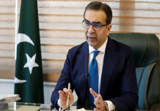 Muhammad Ali outlines economic growth strategy at summit