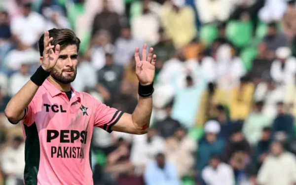 Shaheen’s brilliance restricts England to 241 Shaheen’s brilliance restricts England to 241