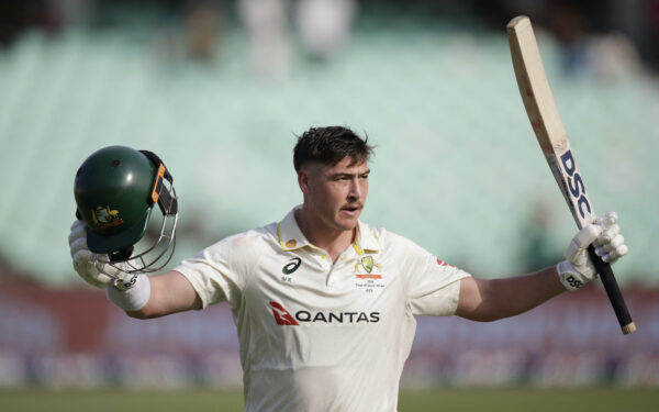 Renshaw’s century propels Australia to 390 Renshaw’s century propels Australia to 390