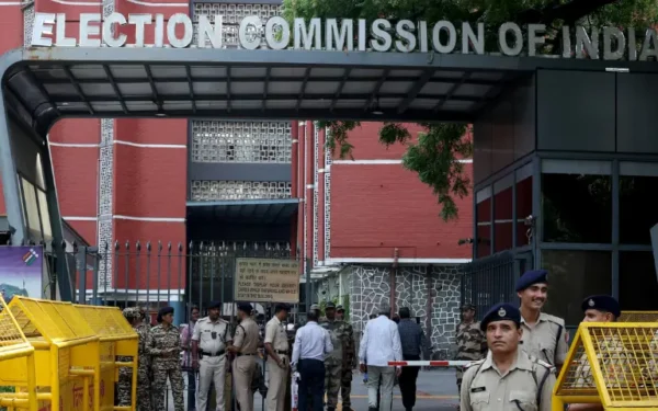 India’s Voter Roll Verification Sparks Nationwide Protests India’s Voter Roll Verification Sparks Nationwide Protests