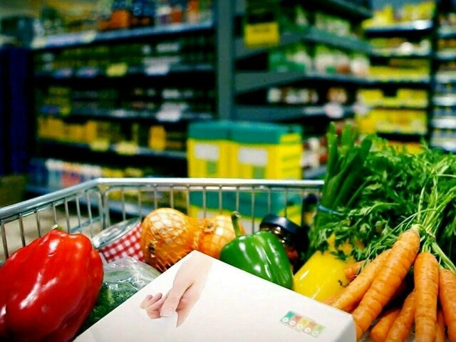 Mixed Trends in Prices of Essential Food Items in Peshawar Mixed Trends in Prices of Essential Food Items in Peshawar