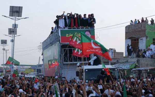 PTI Launches Long March to Islamabad Amid Federal Warnings PTI Launches Long March to Islamabad Amid Federal Warnings