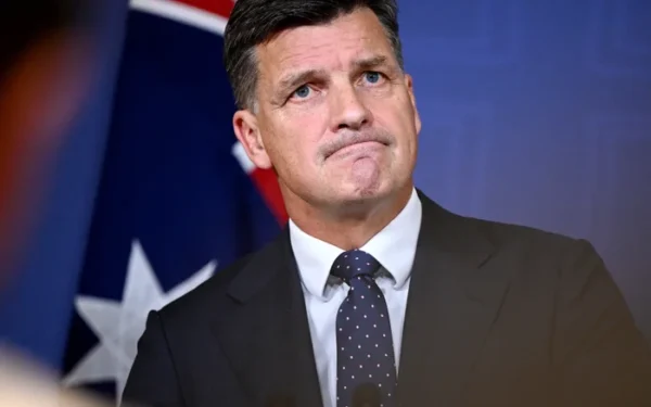 Australian Opposition Leader Vows Largest Cut to Migration