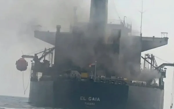 Explosions Reported in Iran’s Hormozgan Province Near Strait of Hormuz Explosions Reported in Iran’s Hormozgan Province Near Strait of Hormuz