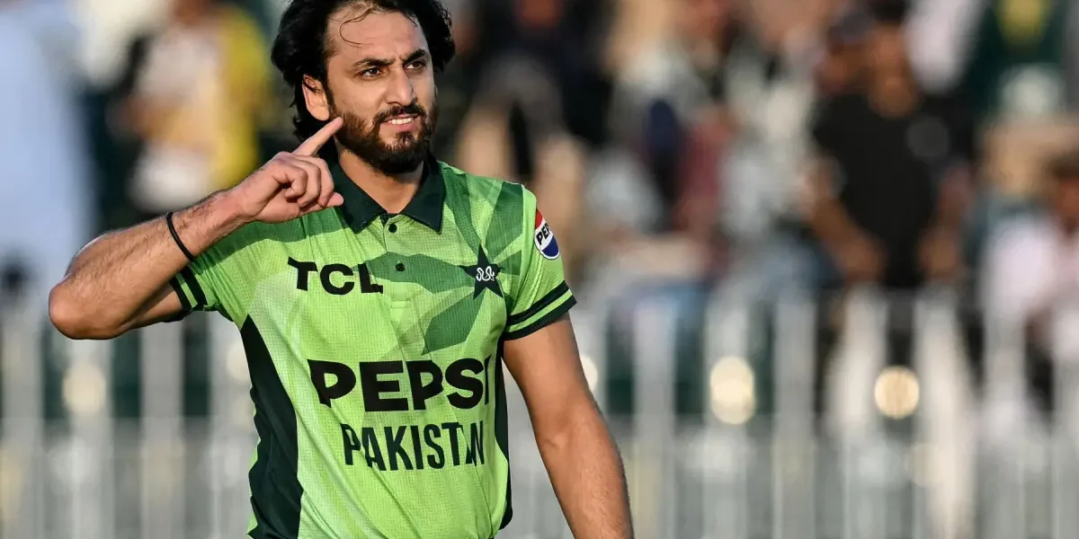 Salman Ali Agha Scores Century as Pakistan Struggle Against Sri Lanka Salman Ali Agha Scores Century as Pakistan Struggle Against Sri Lanka