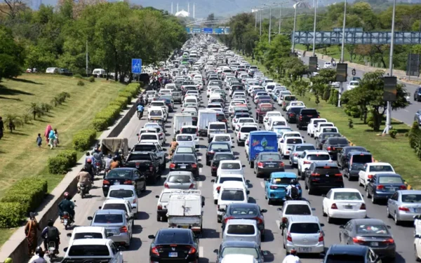 Travel Costs Drop 7.9% in Pakistan Since May