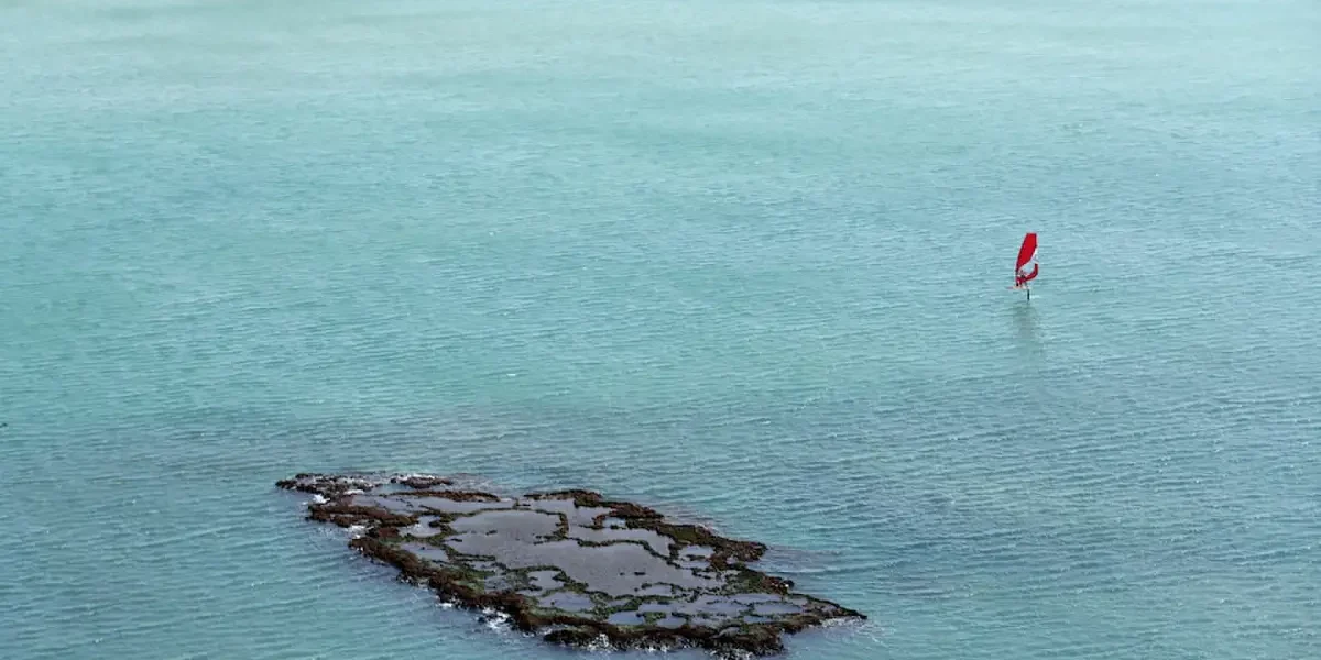 UAE Ministry Confirms Tanker Oil Spill Affects Beaches in Umm Al Quwain UAE Ministry Confirms Tanker Oil Spill Affects Beaches in Umm Al Quwain