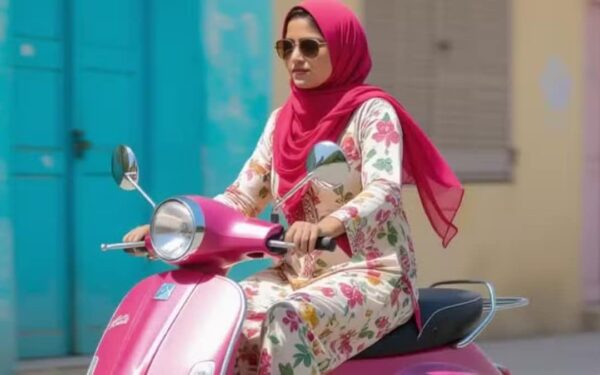Lahore Police Arrest Man for Assaulting Girl on Scooty Lahore Police Arrest Man for Assaulting Girl on Scooty