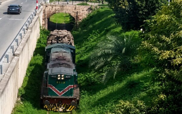 Balochistan Assembly Unanimously Approves Extension of Jinnah Train Service Balochistan Assembly Unanimously Approves Extension of Jinnah Train Service
