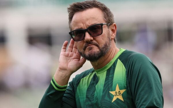 Hesson Likely to Stay as Pakistan’s Test Head Coach Hesson Likely to Stay as Pakistan’s Test Head Coach