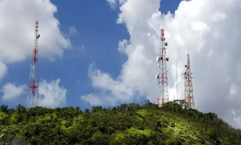 Pakistan to Introduce Tougher Telecom Rules, National Roaming Obligations