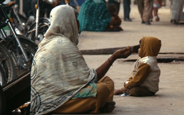 Punjab Introduces Stricter Law Against Child Begging Punjab Introduces Stricter Law Against Child Begging