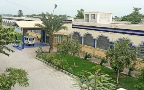 Vice Chancellor Inspects Examination Halls at Shaikh Ayaz University Vice Chancellor Inspects Examination Halls at Shaikh Ayaz University
