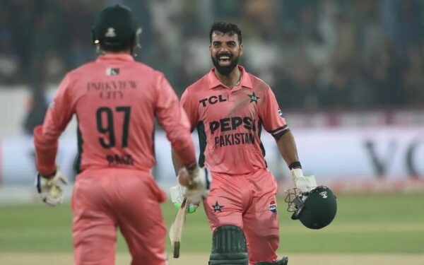 Pakistan’s Dramatic One-Wicket Victory Over England Praises Shadab Khan