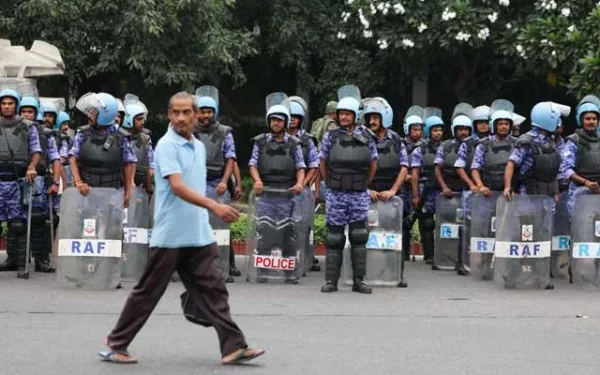 India detains protesters, tightens security ahead of anti-election commission rally India detains protesters, tightens security ahead of anti-election commission rally