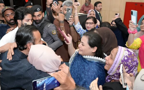 Three Pakistani Crew Members Freed by Somali Pirates Return Home Three Pakistani Crew Members Freed by Somali Pirates Return Home