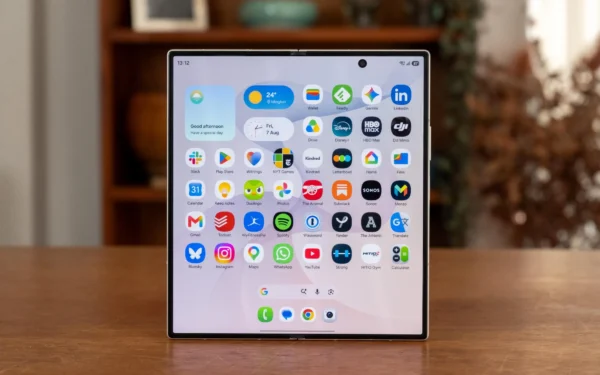Samsung Z Fold 8 and Ultra See Largest Discounts Ahead of iPhone Duo Launch Samsung Z Fold 8 and Ultra See Largest Discounts Ahead of iPhone Duo Launch