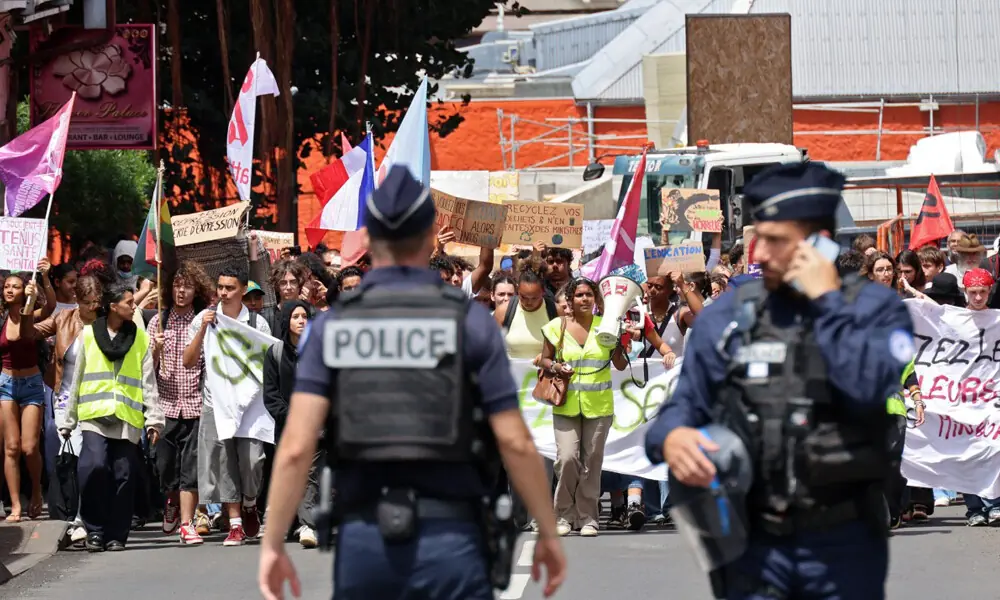 France to Deploy Troops Amid Weekend Riots