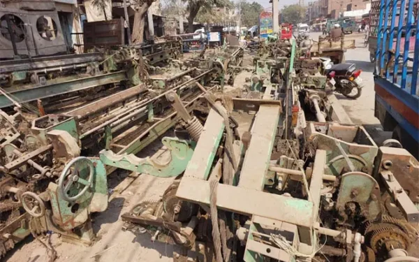 Power loom sector faces closure as imports and costs rise Power loom sector faces closure as imports and costs rise