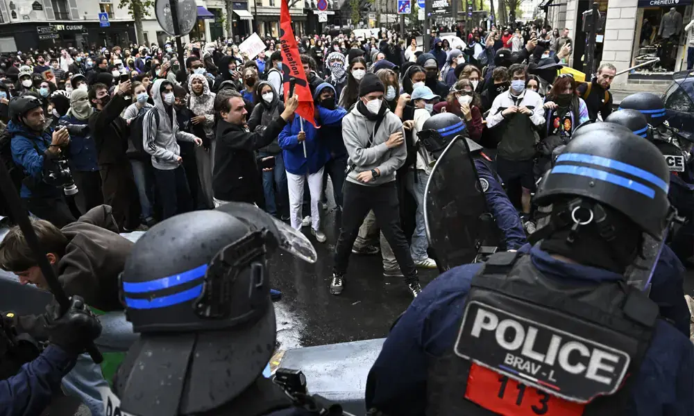 Support for French Students Grows in Nationwide Demonstrations Support for French Students Grows in Nationwide Demonstrations