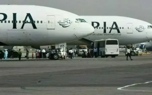 Pakistan seeks UK support for PIA fleet renewal Pakistan seeks UK support for PIA fleet renewal