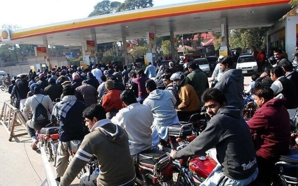 Petrol Prices Rise for Sixth Consecutive Day Petrol Prices Rise for Sixth Consecutive Day