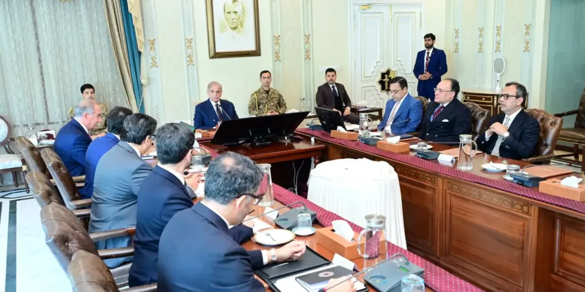 Pakistan seeks foreign expertise for economic reforms