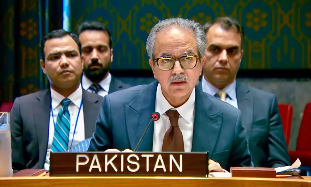 Pakistan Urges UN Security Council to Halt Yemeni Attacks Pakistan Urges UN Security Council to Halt Yemeni Attacks