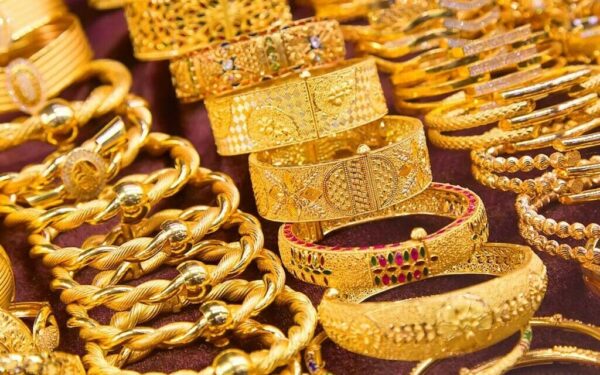 Gold prices surge by Rs1,200 per tola Gold prices surge by Rs1,200 per tola