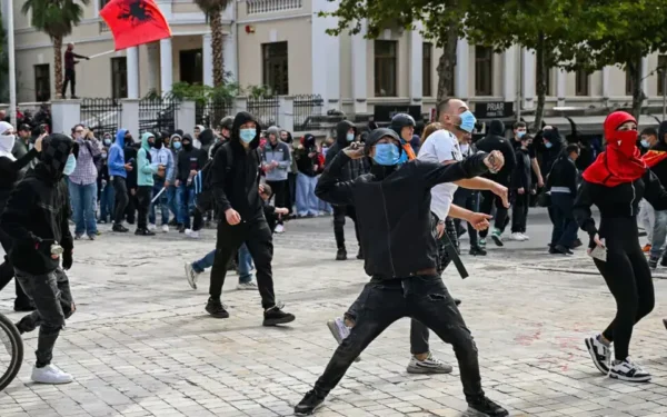 Albanian Students Protest Against Government, Prime Minister Faces Calls to Resign