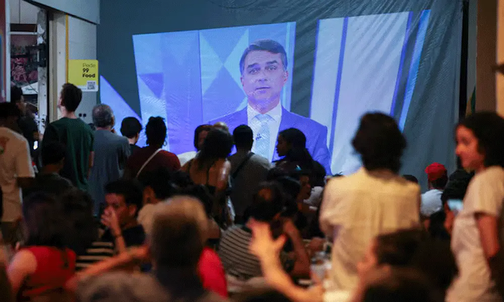 Bolsonaro and Lula clash in final Brazil election debate Bolsonaro and Lula clash in final Brazil election debate