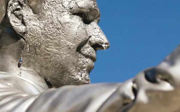 Melting statue highlights Florida governor’s stance on climate crisis Melting statue highlights Florida governor’s stance on climate crisis